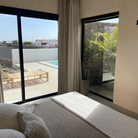 Casa Victoria El * Roque