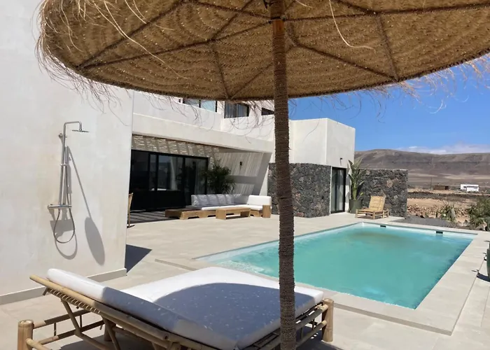 Casa Victoria El * Roque